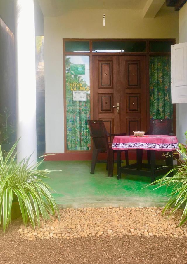 Vivid Lanka Bed and Breakfast Bentota Eksteriør billede